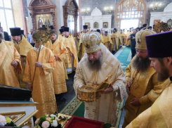 В Астрахани ковчег со святыней разместили в Успенском кафедральном соборе