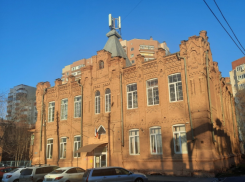 Экс-директора астраханской спортшколы поймали на мошеннической схеме