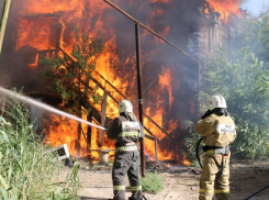 В Астрахани за день произошло 9 пожаров