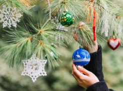 Астраханцы поделились новогодними приметами на приманивание удачи