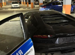 Двух блогеров оштрафовали в Астрахани за езду без номеров 