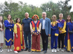 Городская Дума устроила астраханцам День города в парке имени Ленина