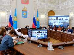 639 астраханцам возместили зарплатный долг в 10 миллионов рублей