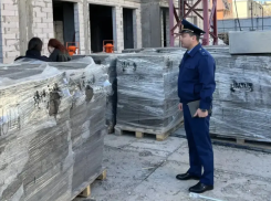 В Астрахани за гибель рабочего на стройплощадке осудили крановщика