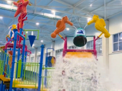 Первый в Астрахани крытый аквапарк назвал дату и время открытия