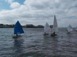 В Астрахани будут плавать на «Драконах» и соревноваться «Оптимисты»