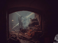 В Астрахани 4,5 часа тушили пожар у Больших Исад, есть пострадавшие