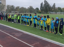 В Астраханской области школьные команды приняли участие в первенстве по футболу