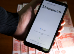 Астраханские полицейские помешали мошенникам похитить деньги пенсионерки