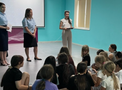 Отдыхающим лагеря «Юный железнодорожник» напомнили о правилах безопасного поведения в зоне движения поездов