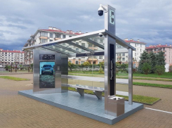 В Астрахани оборудуют 38 «умных» и «полуумных» остановок общественного транспорта