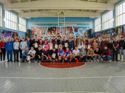 150 астраханцев сыграли в ежегодном городском турнире по настольному теннису