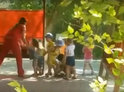 В астраханском детском саду грубо обращаются с детьми 