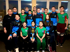 Астраханские гиревики не выиграли командное первенство России из-за жонглирования