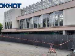 В Астрахани начались работы по восстановлению кинотеатра «Октябрь»