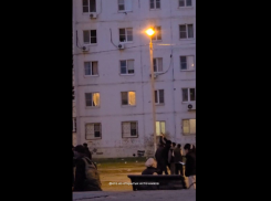 Астраханская полиция задержала подростков, стрелявших по фонарям