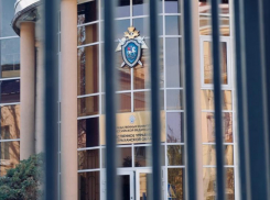Астраханец получил серьезные ожоги, провалившись в систему дренажа