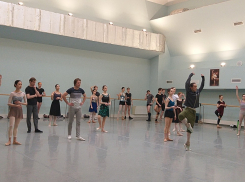 Известная балерина Дарья Павленко приехала в Астрахань