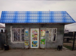 Астраханка вынесла из магазина банку с пожертвованиями