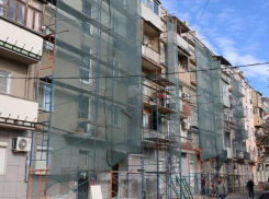 В Астрахани капитально ремонтируют жилые дома и объекты культурного наследия