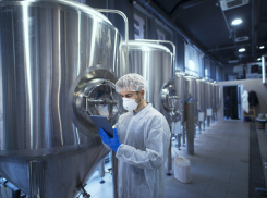 В Астрахань поставляли молочку неизвестного происхождения в промышленных масштабах