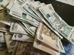 Какая средняя зарплата может быть в этом году в Астраханской области