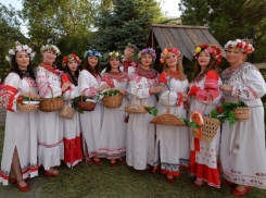 В Астраханском кремле откроют 13 площадок для веселых Троичных гуляний