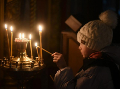 Губернатор Игорь Бабушкин поздравил астраханцев с Богоявлением