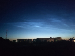 Почему в Астраханской области появились серебристые облака