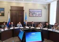 В Думе Астраханской области обсудили вопросы поддержки семей с детьми-инвалидами