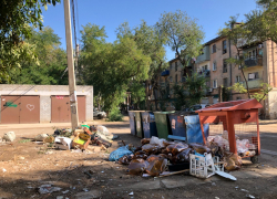 Глава Астрахани рассказала, как не нужно обращаться с мусором 