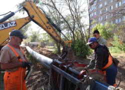 Левый берег Астрахани оставят без холодной воды для подключения нового водовода