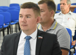 Астраханские депутаты обсудили капитальный ремонт многоквартирных домов