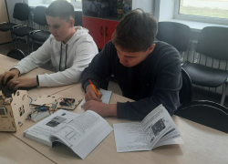 Девятиклассники из Астрахани проектируют умный дом для сельской местности