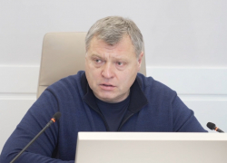Игорь Бабушкин поручил увеличить до 250 тысяч выплаты астраханским военнослужащим