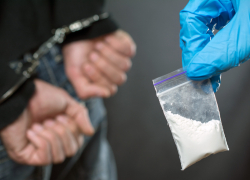 Несовершеннолетние астраханцы подозреваются в покушении на сбыт наркотических средств в особо крупном размере