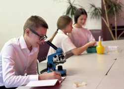 Восемь агроклассов планируют открыть в Астраханской области благодаря нацпроекту