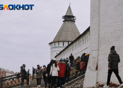 Студентов АГУ отчислили из-за участия в акции в поддержку Навального