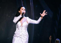 Астраханцу компенсировали моральный вред за отмену концерта певицы Славы