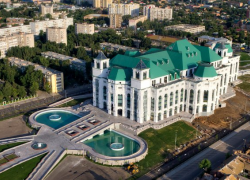 Что располагалось на месте Астраханского театра оперы и балета в прошлом веке