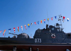 В Астрахани 25 контрактников присоединились к морской пехоте