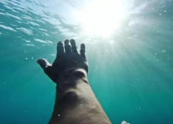 В Астраханской области вытащенный из воды студент все же умер