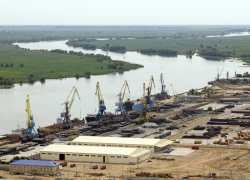 В Астраханской портовой ОЭЗ до 2024 года построят терминал для перегрузки зерна и масла
