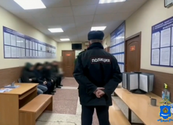 В астраханском порту задержали пятерых работников-нелегалов