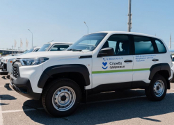 Астраханским больницам предоставили новые автомобили первой помощи