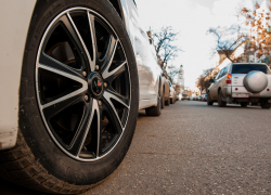 Почти 90% астраханских таксистов - нелегалы