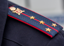 Пьяный астраханец ударил ногой полицейского 