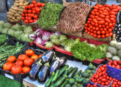 В Астрахани упали цены на некоторые овощи