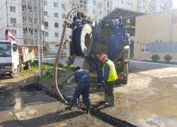 Специалисты «Астрводоканала» модернизируют сети канализации на 21 объекте