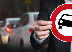 В Астрахани временно ограничат движение транспорта в связи с празднованием Дня Победы